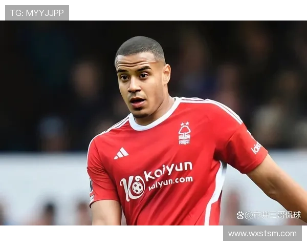 曼联夏窗趋稳马奎尔续约未定